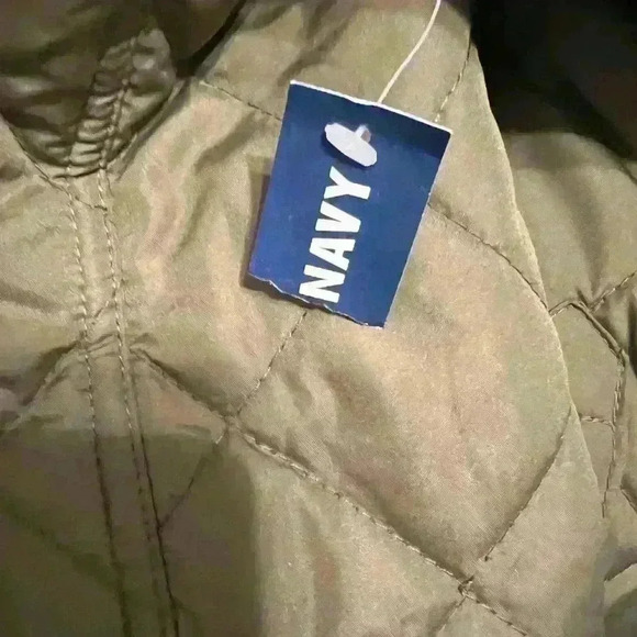 Old Navy NWT Boys size XL Green and Orange Jacket with pockets and a hood - Picture 5 of 6